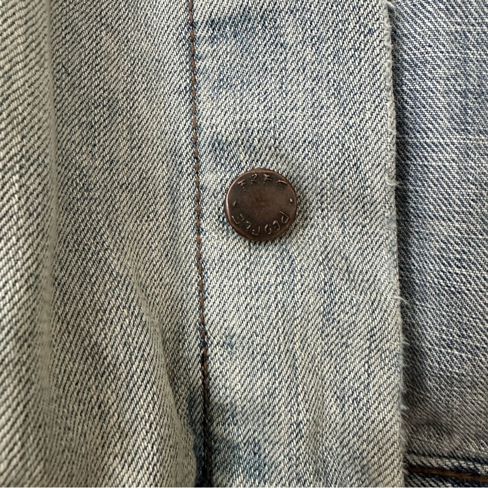Free People Denim Trucker Jacket Button Front Womens XS Washed Blue - Picture 9 of 14